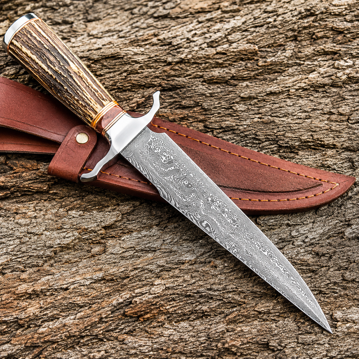 Damascus Bowie Knife with Stag Horn Handle – A Masterpiece of Craftsmanship