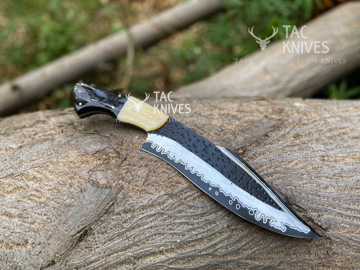 Heavy Duty Hunting Knife With Bone & Horn Handle and Leather Sheath