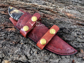 Skinner Knife With Ram Horn Handle & Horizontal Leather Sheath