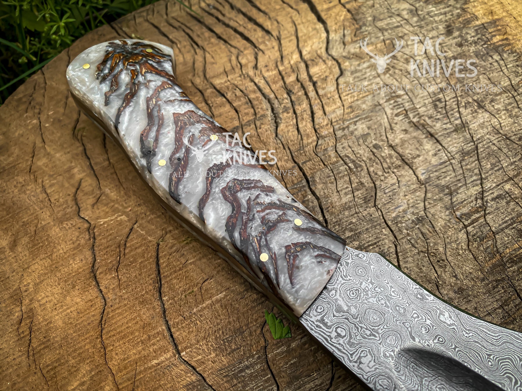 14" Damascus Kukri Knife With Antler Handle And Leather Sheath