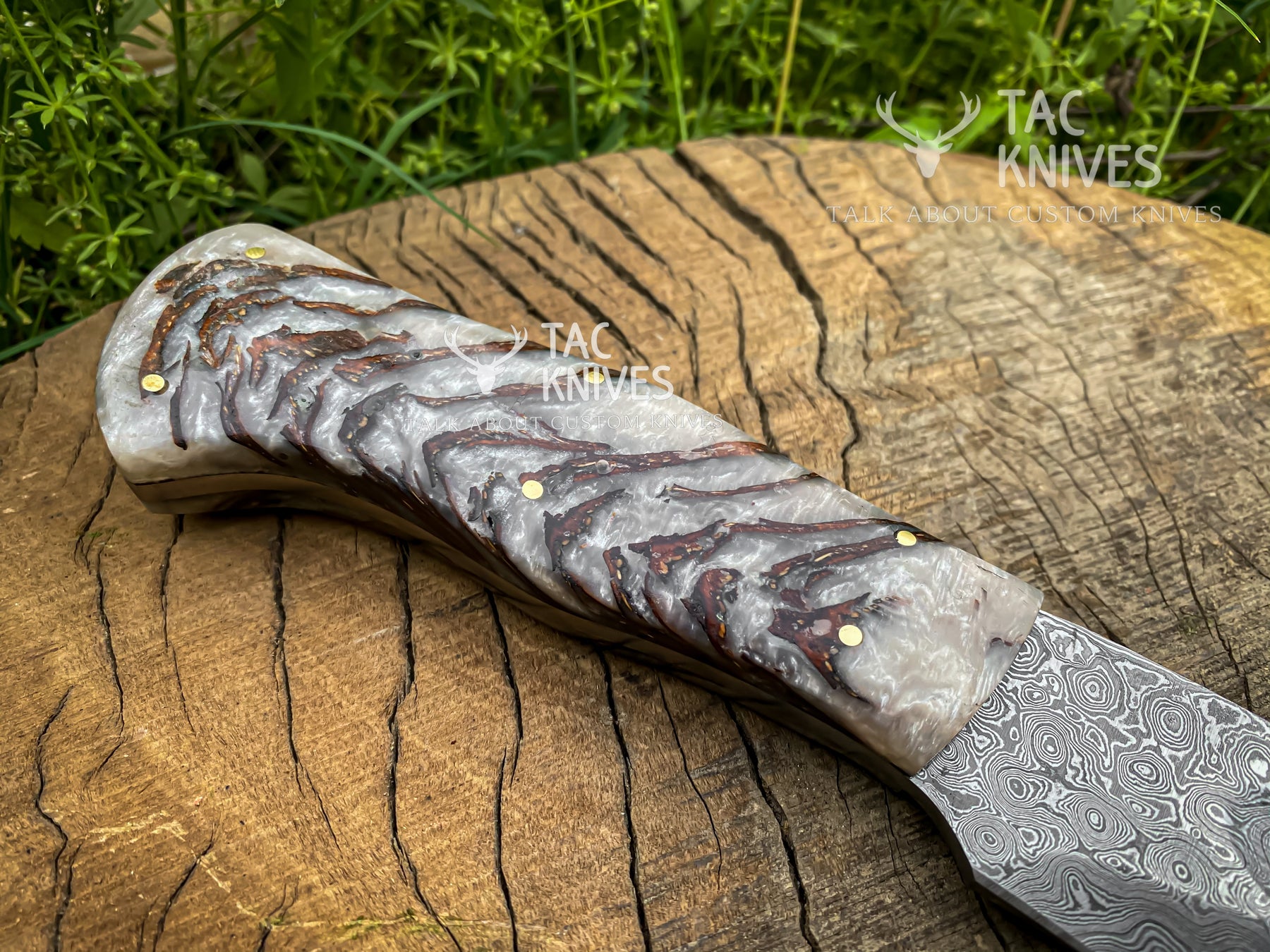 14" Damascus Kukri Knife With Antler Handle And Leather Sheath