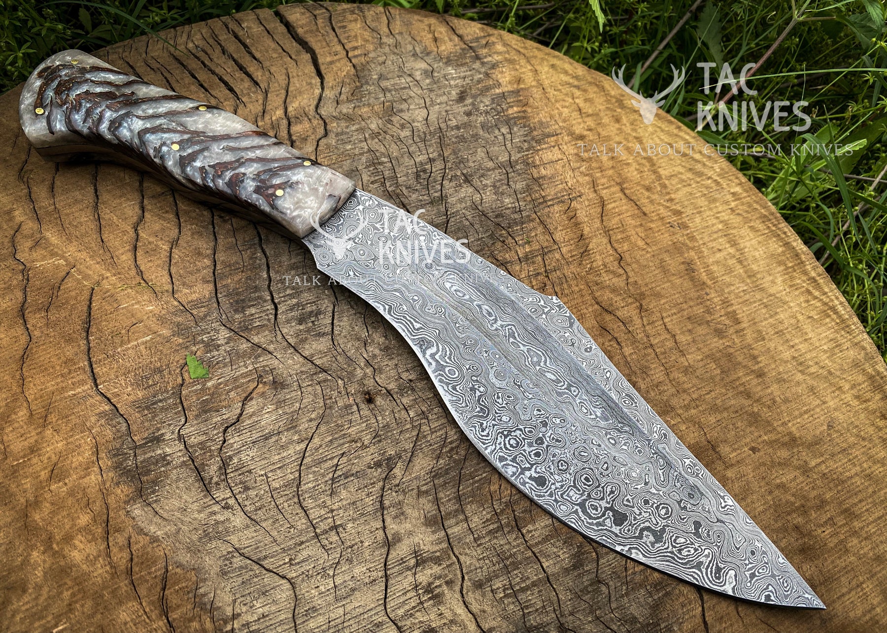 14" Damascus Kukri Knife With Antler Handle And Leather Sheath