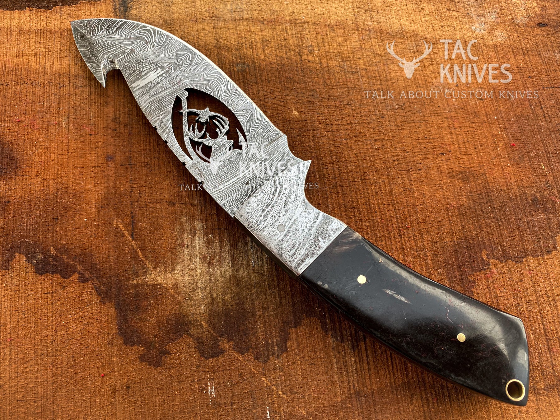Skinner Knife With Deer Cutout Blade, Bone & Horn Handle and Leather Sheath