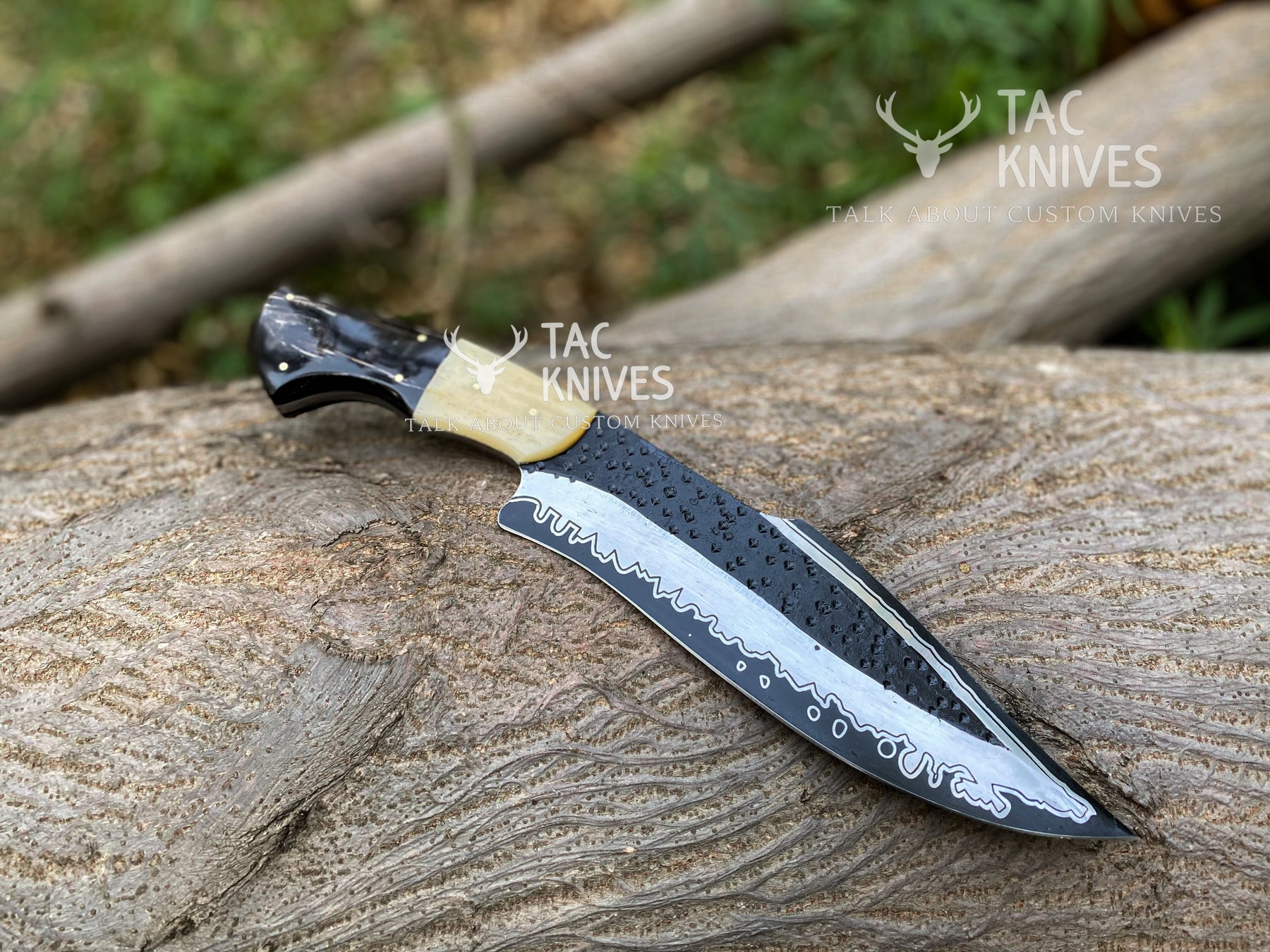 Heavy Duty Hunting Knife With Bone & Horn Handle and Leather Sheath