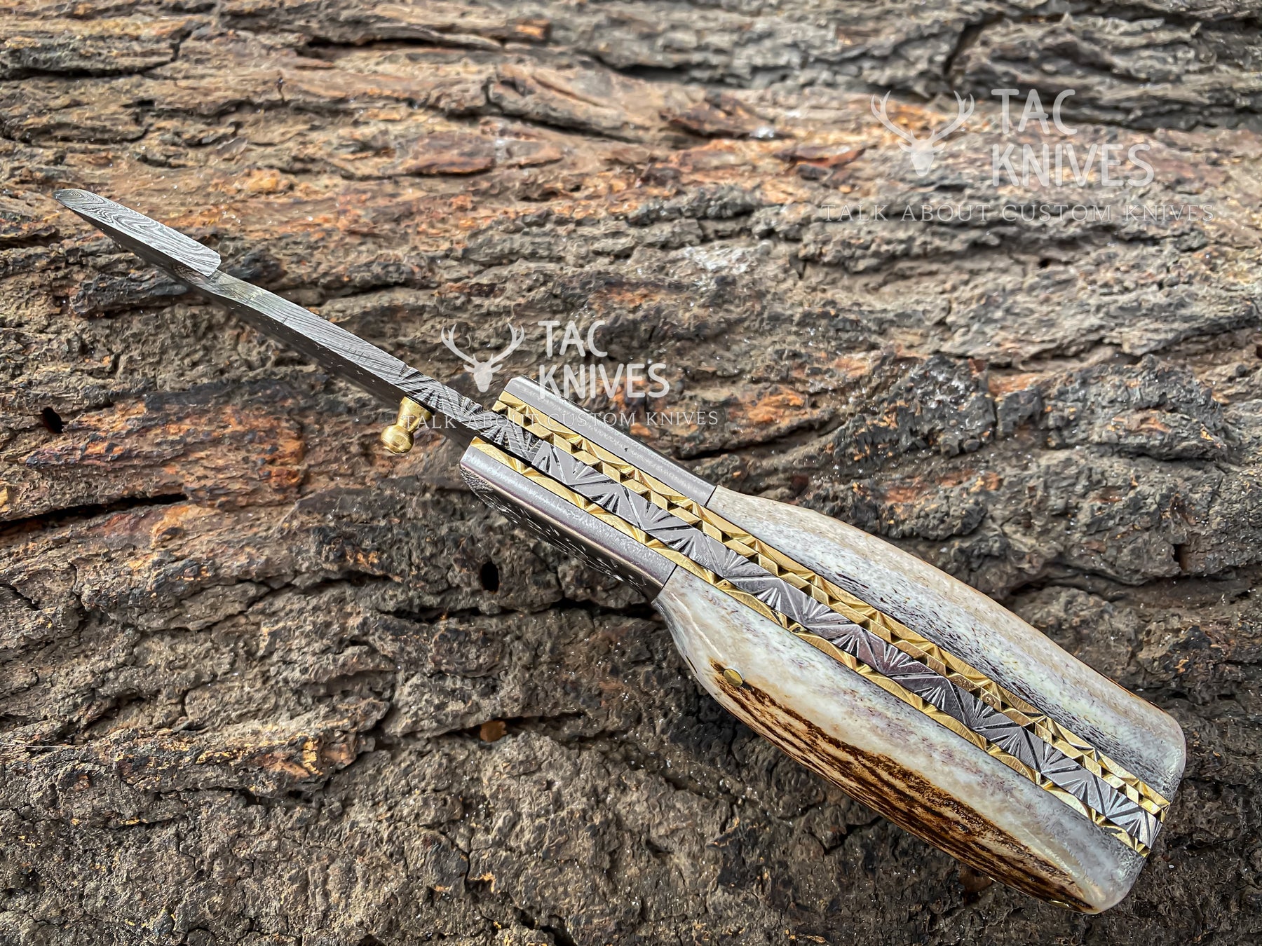 3.5" Damascus Antler Handle Pocket Knife With Gut Hook & Leather Sheath