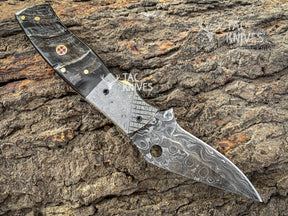 Damascus Pocket Knife With Ram Horn Handle & Leather Sheath