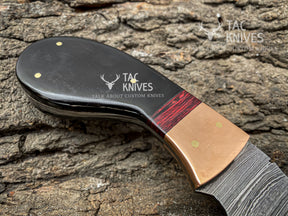 8'' Damascus steel gut hook hunting knife with leather sheath with buffalo horn