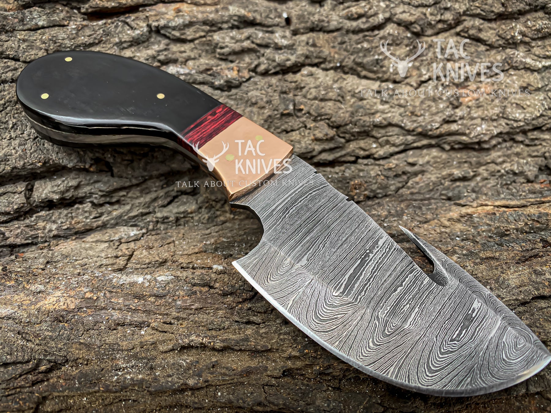 8'' Damascus steel gut hook hunting knife with leather sheath with buffalo horn