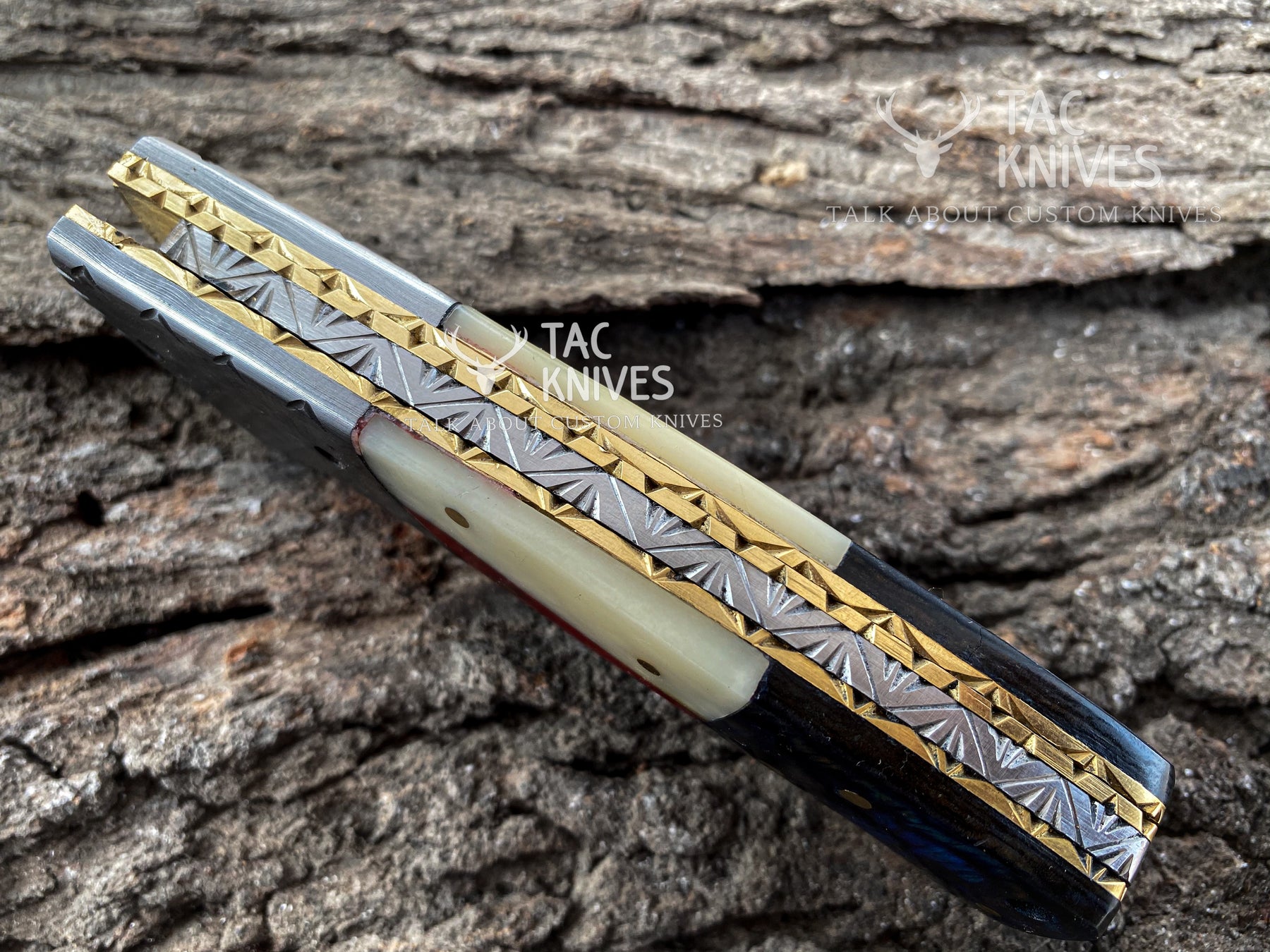 Raindrop Damascus Folding Knife With Texas Flag Handle & Leather Sheath