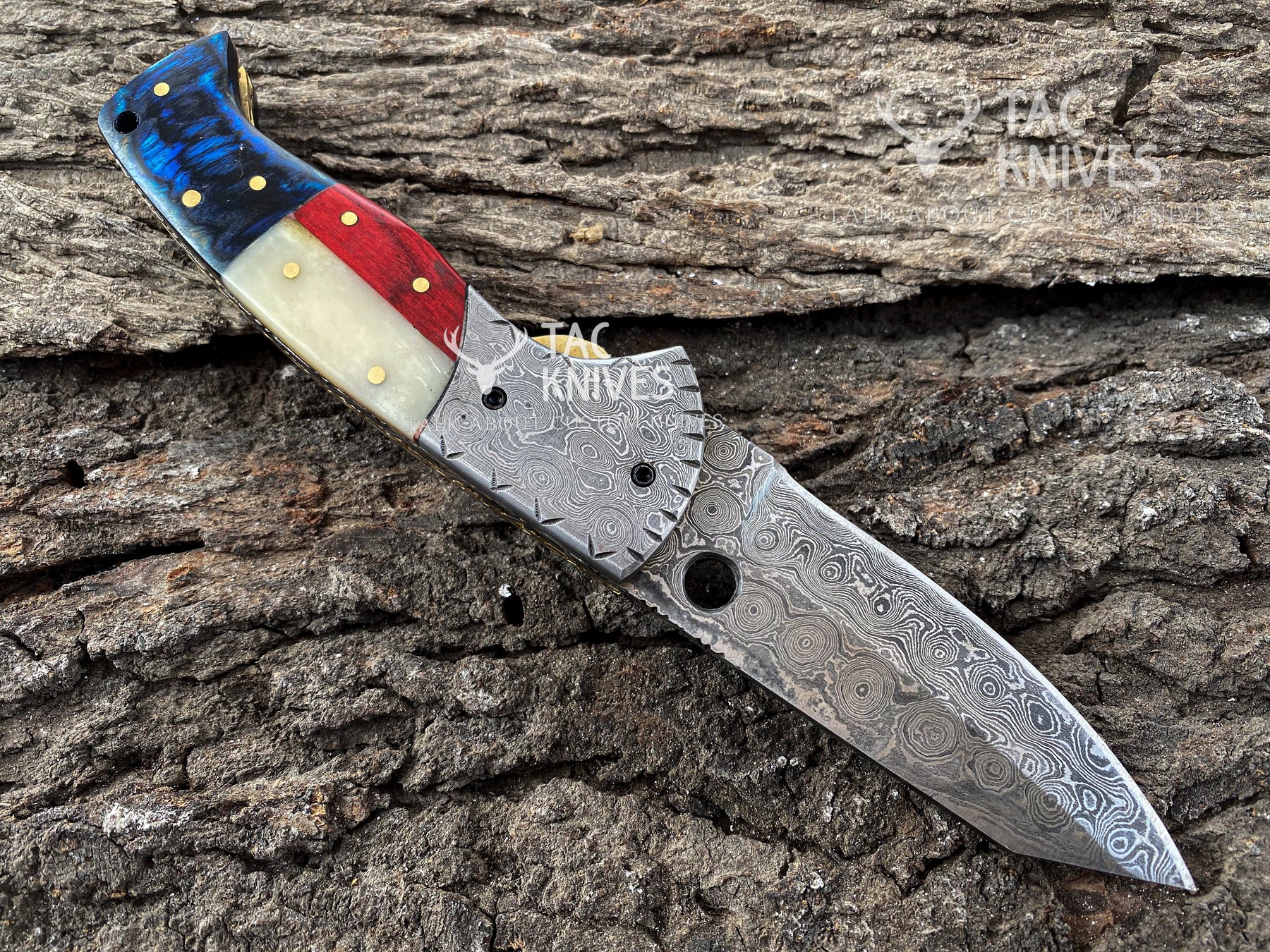 Raindrop Damascus Folding Knife With Texas Flag Handle & Leather Sheath